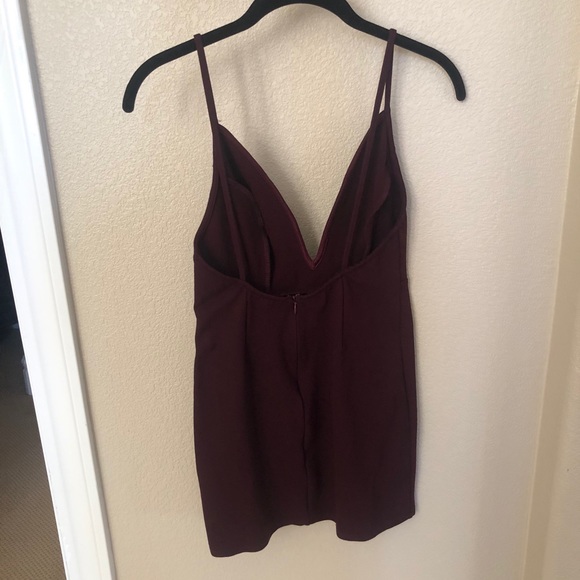 TOBI Maroon Low Cut Front Dress - Picture 3 of 4